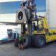 Montáž EM pneu na kontejnerový nakladač